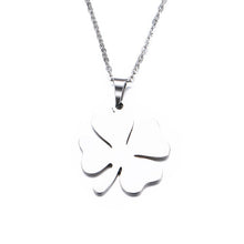 Load image into Gallery viewer, Clover Necklace