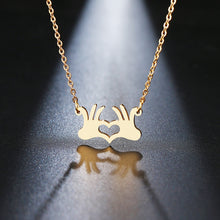 Load image into Gallery viewer, Palm Heart Necklace